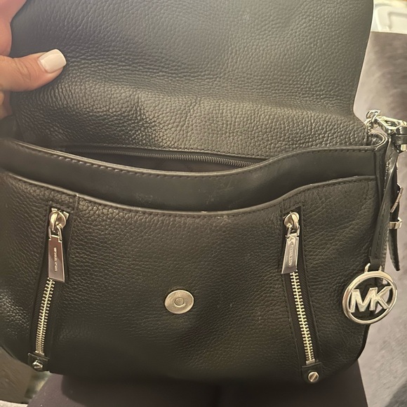 Michael Kors Purse - Picture 4 of 9